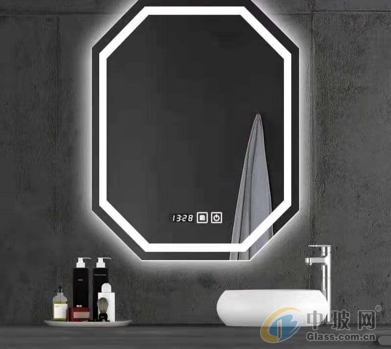 大面積鏡子打標(biāo)機(jī)能夠快速將鏡子背面涂層雕刻掉